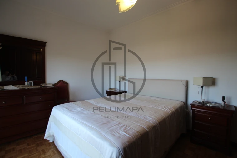 Moradia T5 para Venda em Castelões Foto 22