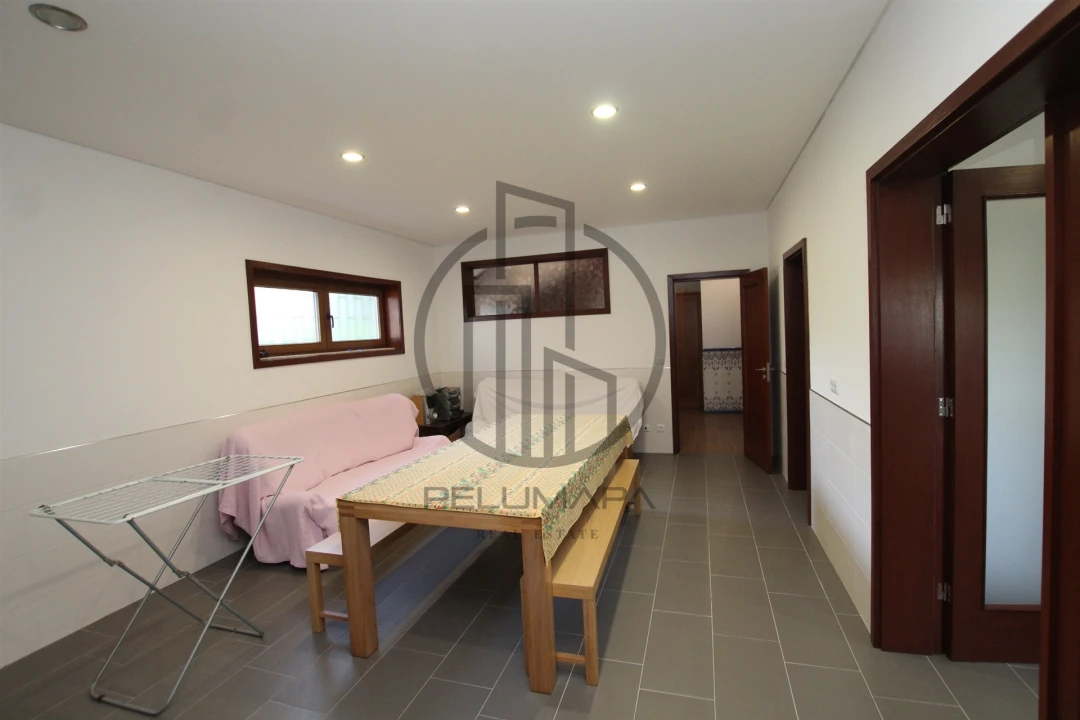 Moradia T5 para Venda em Castelões Foto 16