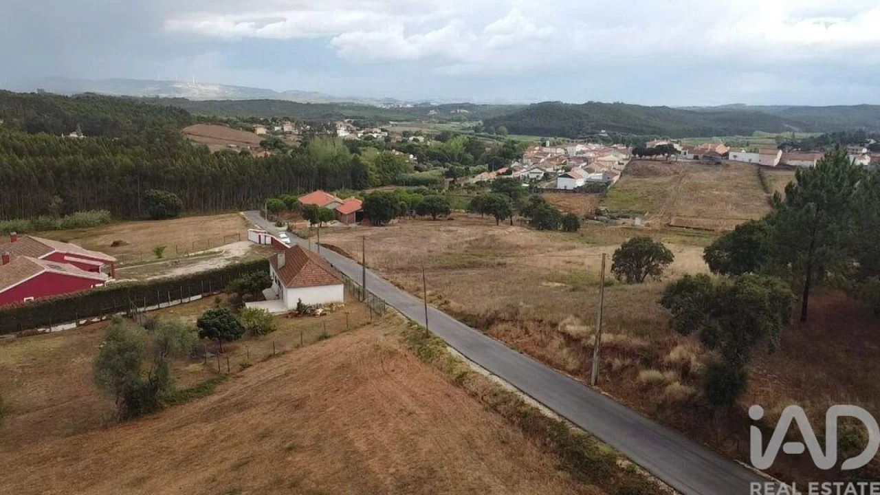 Terreno para Venda em Ramalhal Foto 7