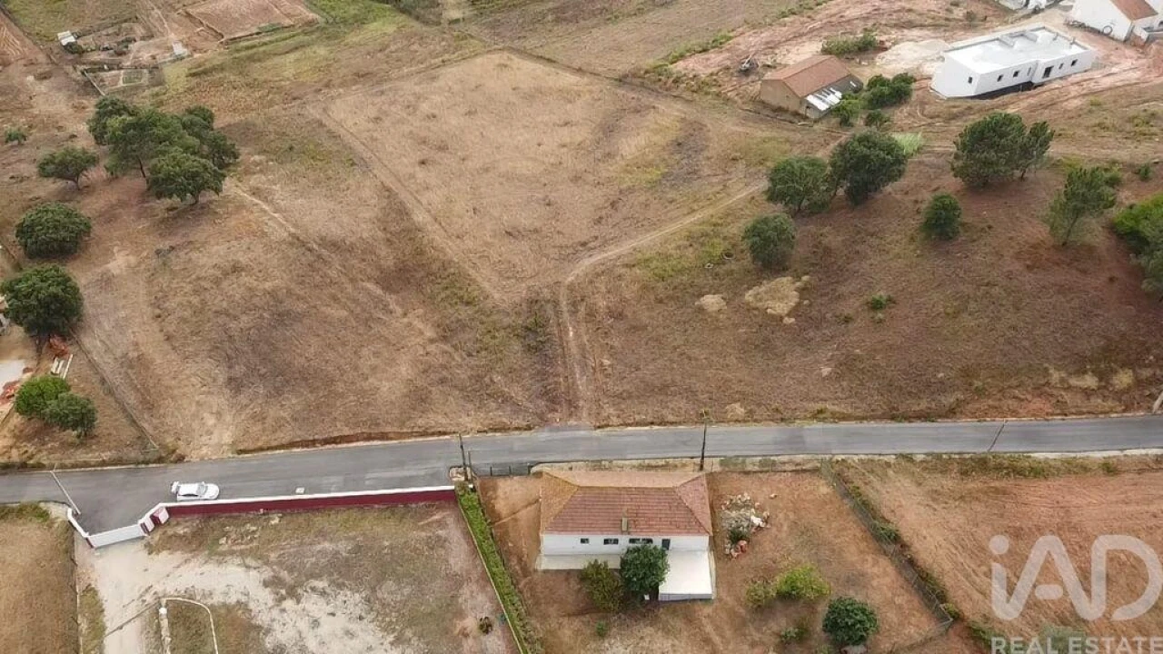 Terreno para Venda em Ramalhal Foto 4