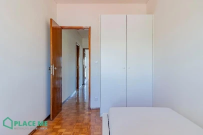 Quarto para Arrendamento em Braga (São José de São Lázaro e São João do Souto)
