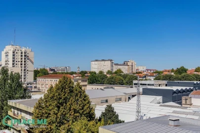 Quarto para Arrendamento em Braga (São José de São Lázaro e São João do Souto)