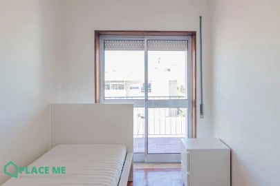 Quarto para Arrendamento em Braga (São José de São Lázaro e São João do Souto)