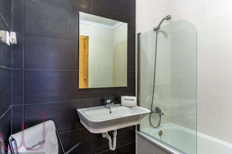 Apartamento T2 para Venda em Vila Real de Santo Antonio Foto 9