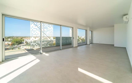 Apartamento T4 para Venda em Lagoa e Carvoeiro