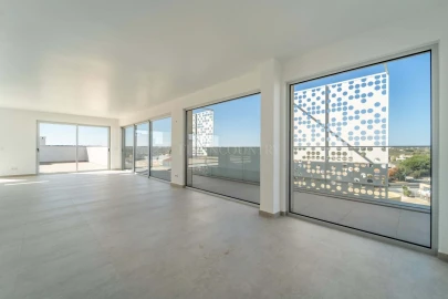 Apartamento T4 para Venda em Lagoa e Carvoeiro
