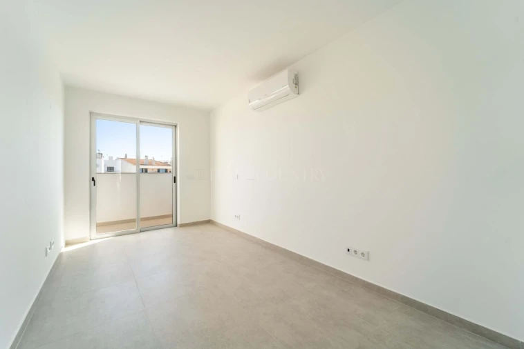 Apartamento T4 para Venda em Lagoa e Carvoeiro Foto 10