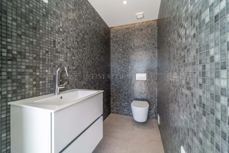 Apartamento T4 para Venda em Lagoa e Carvoeiro Foto 9