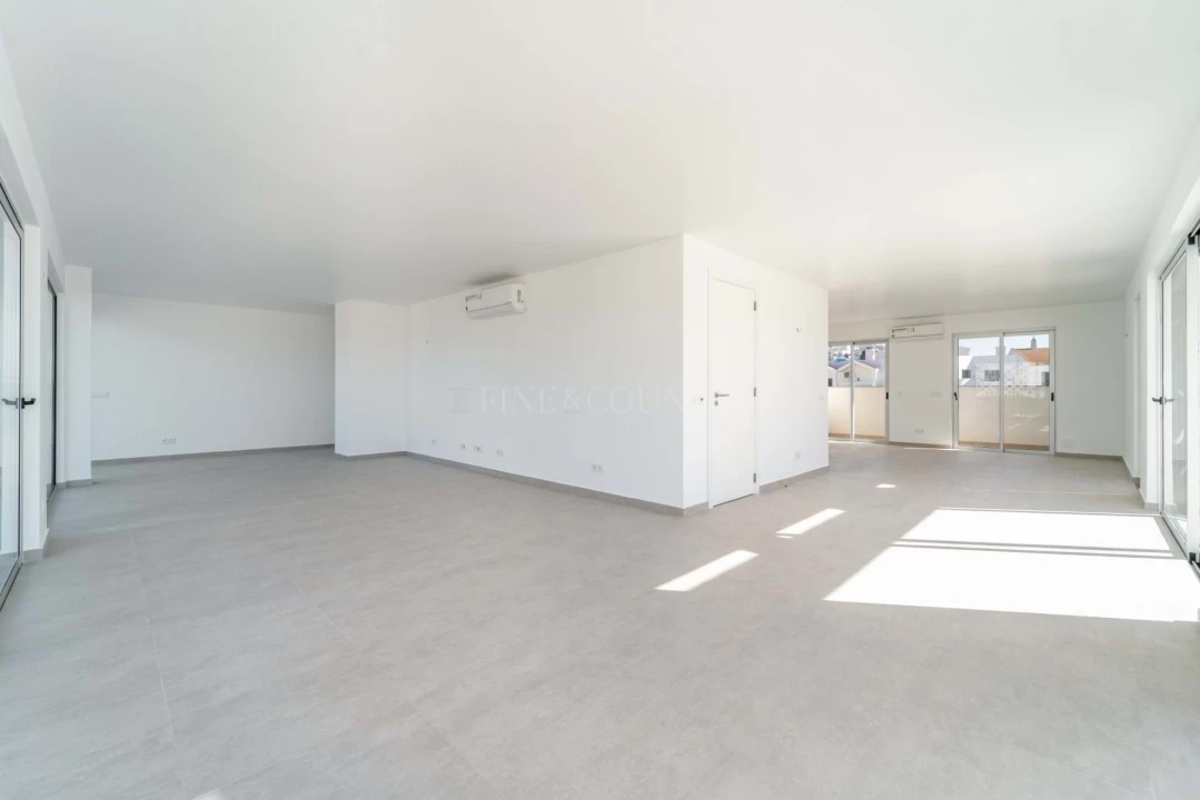 Apartamento T4 para Venda em Lagoa e Carvoeiro Foto 5