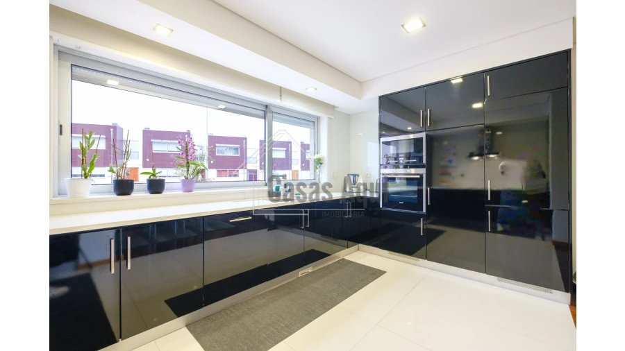 Moradia T3 para Venda em Coronado (São Romão e São Mamede) Foto 18