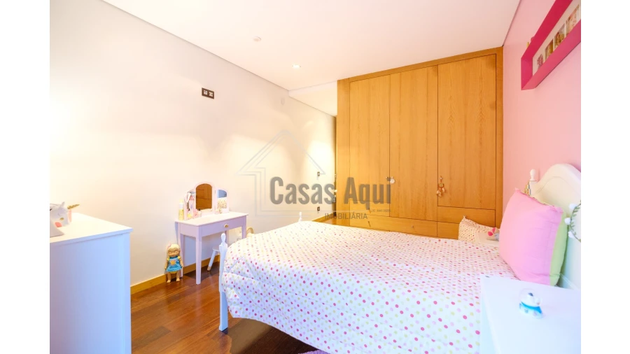 Moradia T3 para Venda em Coronado (São Romão e São Mamede) Foto 40