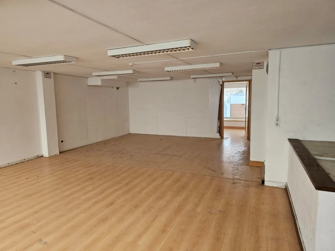 Loja para Arrendamento em Matosinhos e Leça da Palmeira Foto 9