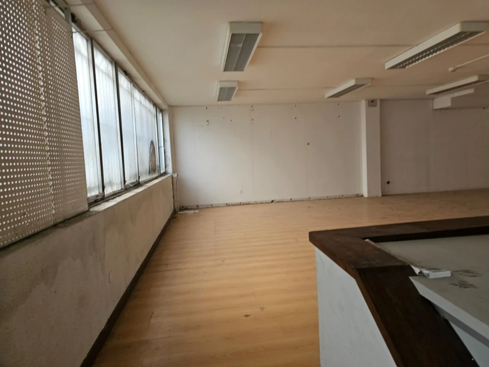 Loja para Arrendamento em Matosinhos e Leça da Palmeira Foto 11