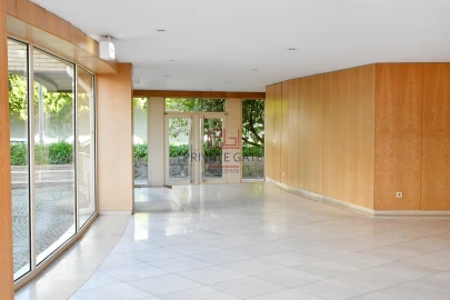 Apartamento T3 para Venda em Aldoar, Foz do Douro e Nevogilde