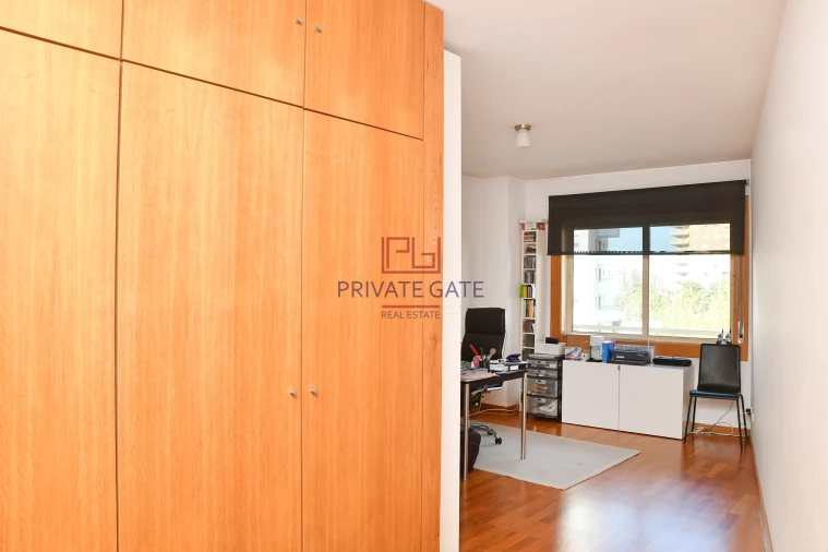 Apartamento T3 para Venda em Aldoar, Foz do Douro e Nevogilde Foto 16