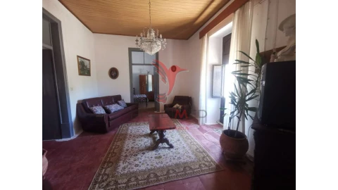 Moradia T4 para Venda em Loule (São Clemente)
