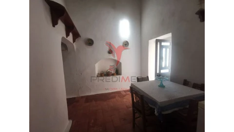 Moradia T4 para Venda em Loule (São Clemente)