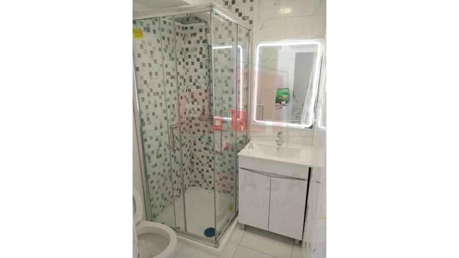 Moradia T0 para Venda em Ajuda Foto 8