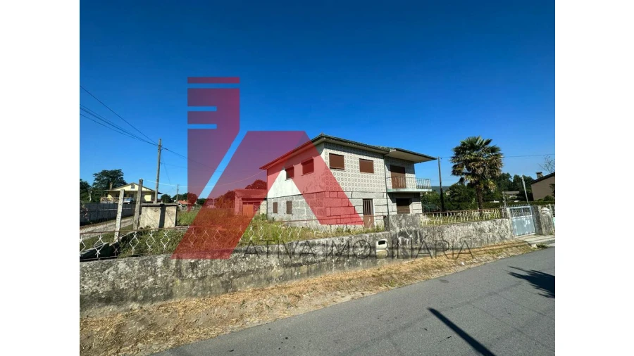 Moradia T3 para Venda em Garfe Foto 3