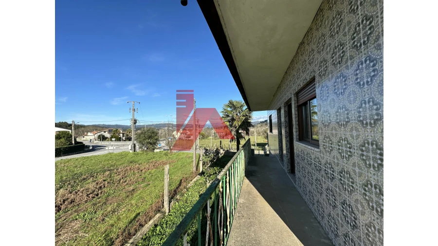 Moradia T3 para Venda em Garfe Foto 8