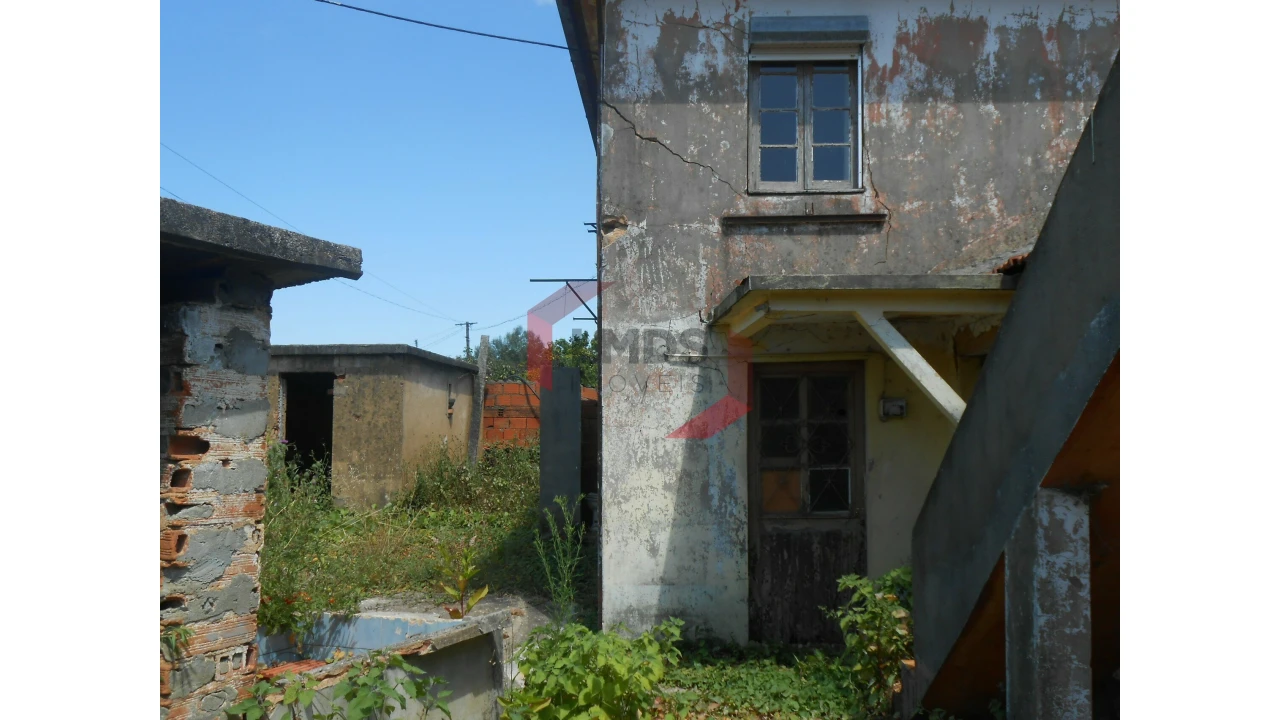 Moradia T3 para Venda em Pinheiro da Bemposta, Travanca e Palmaz Foto 2