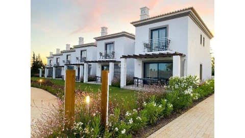 Moradia T2 para Venda em Lagoa e Carvoeiro
