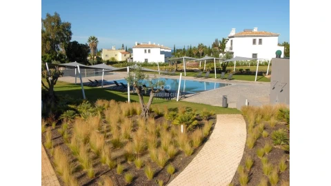 Moradia T2 para Venda em Lagoa e Carvoeiro