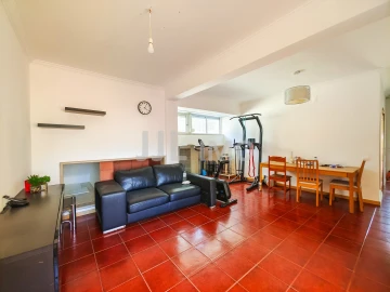 Apartamento T3 para Venda em Marvila