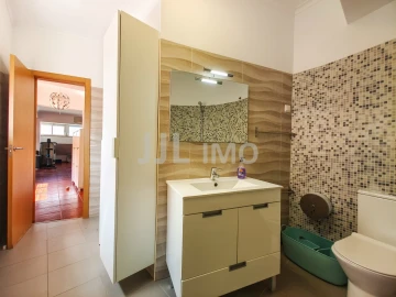 Apartamento T3 para Venda em Marvila