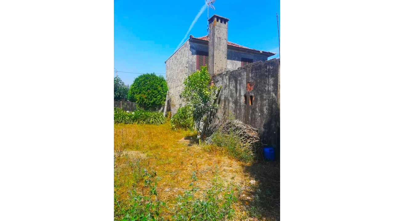 Moradia T0 para Venda em Alfena Foto 7