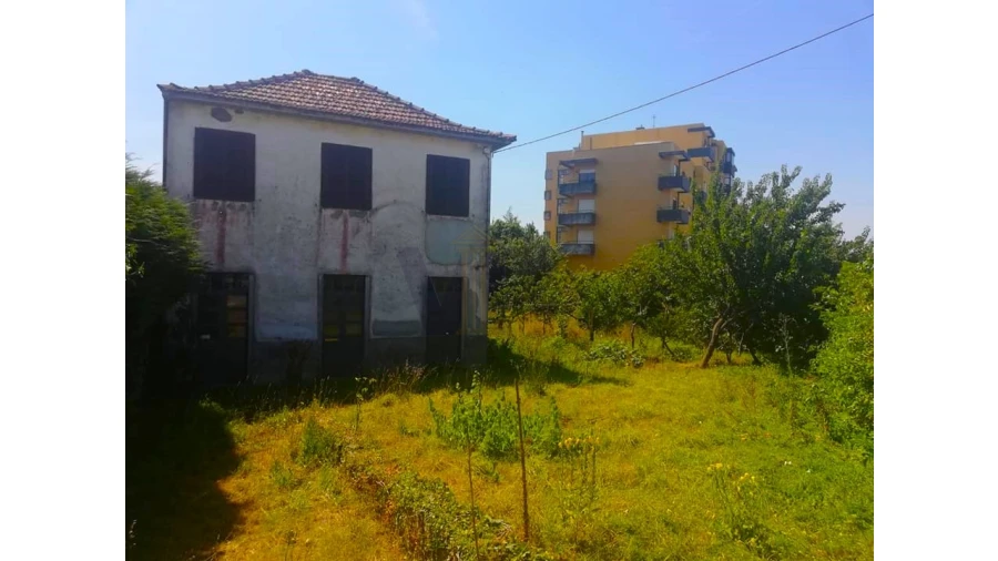 Moradia T0 para Venda em Alfena Foto 9