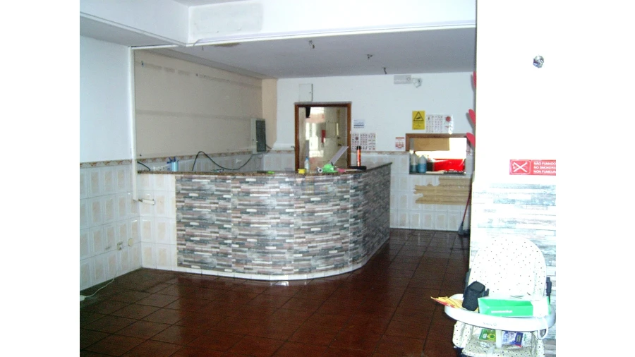 Loja para Arrendamento em Aguas Santas Foto 3