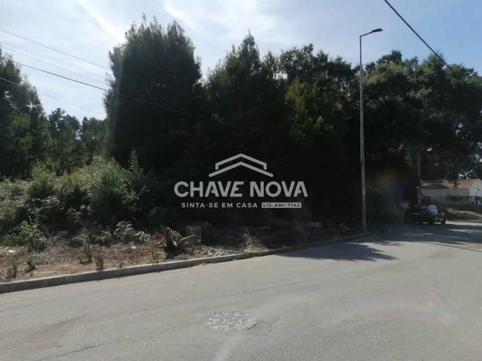 Terreno para Venda em Arcozelo Foto 6