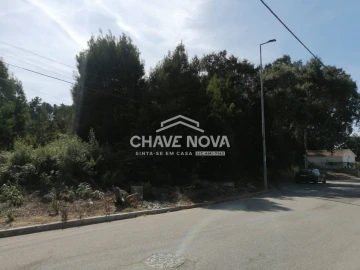 Terreno para Venda em Arcozelo