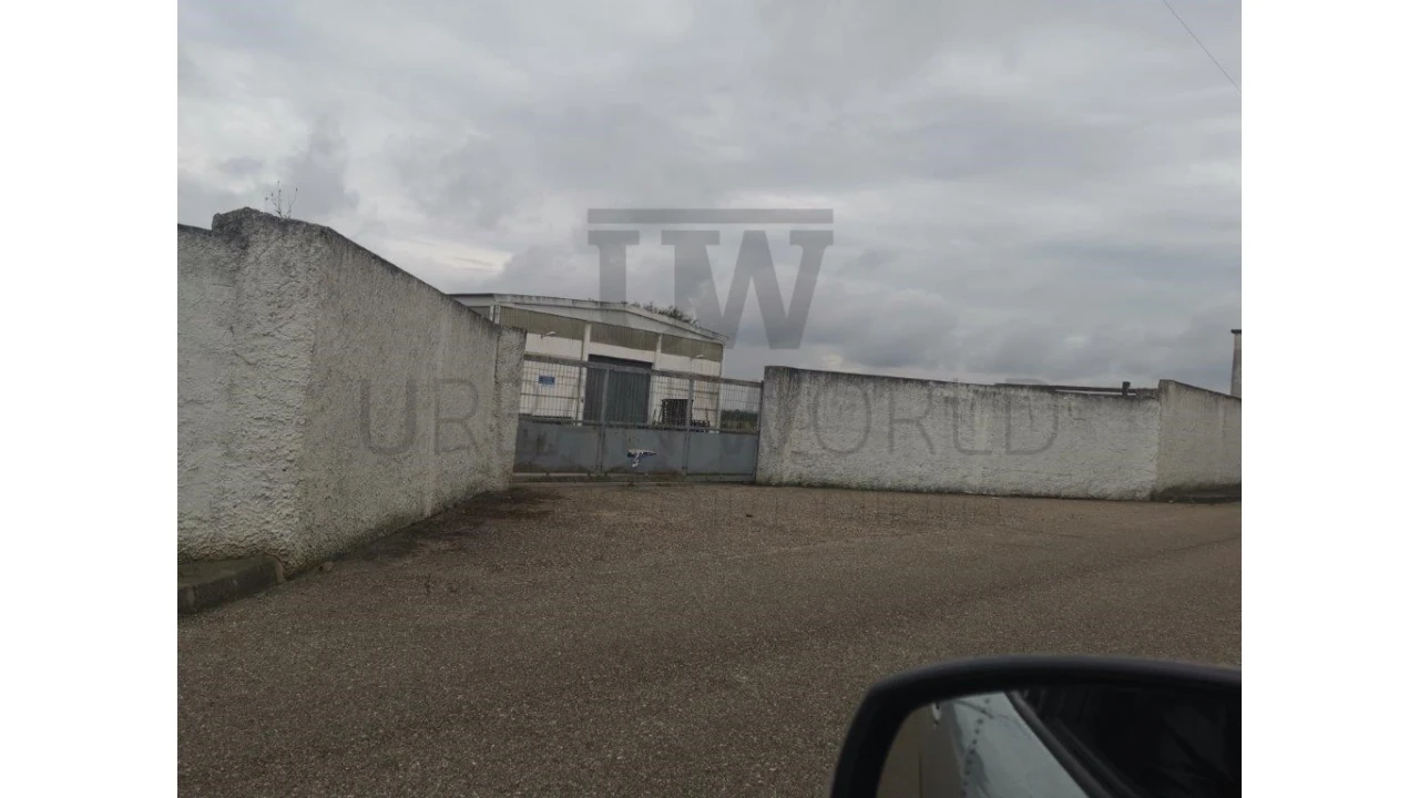 Armazém para Venda em Salvaterra de Magos e Foros de Salvaterra Foto 6