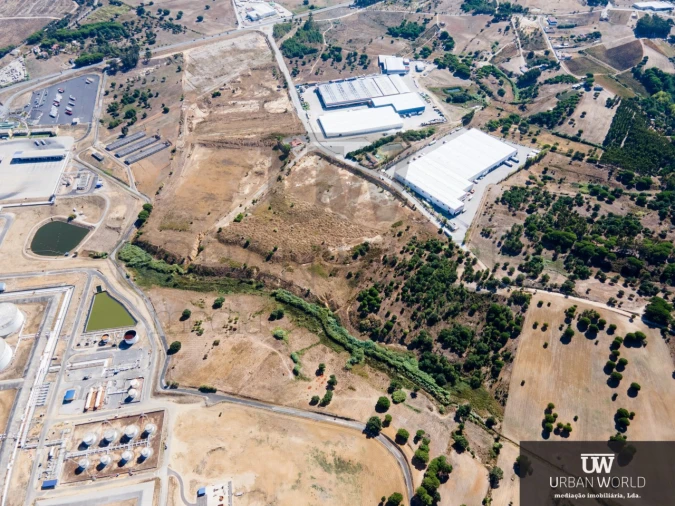 Terreno Comércio / Armazém para Venda em Aveiras de Cima Foto 8