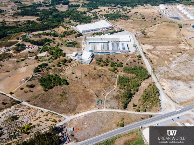 Terreno Comércio / Armazém para Venda em Aveiras de Cima Foto 11