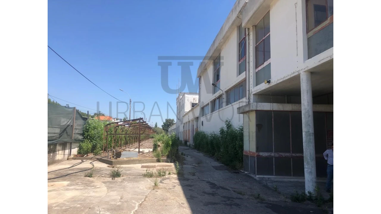 Armazém para Venda em Vila Franca de Xira Foto 22