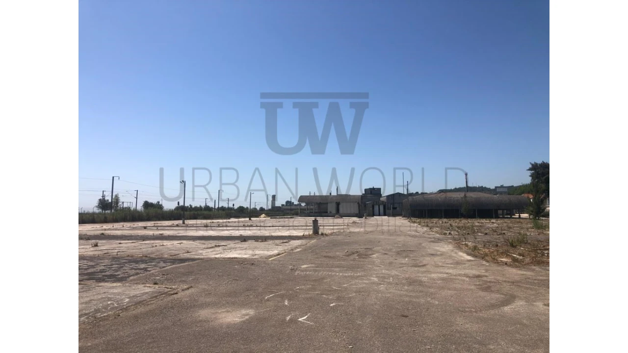 Armazém para Venda em Vila Franca de Xira Foto 25