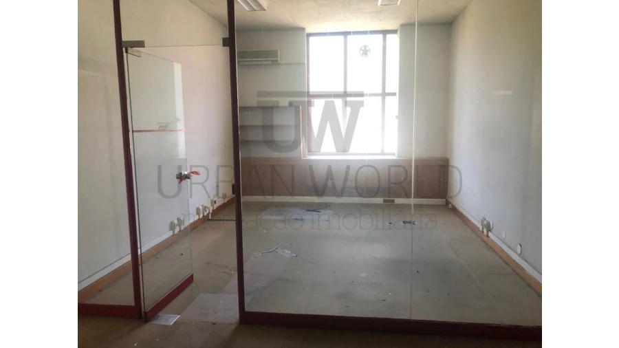 Armazém para Venda em Vila Franca de Xira Foto 7