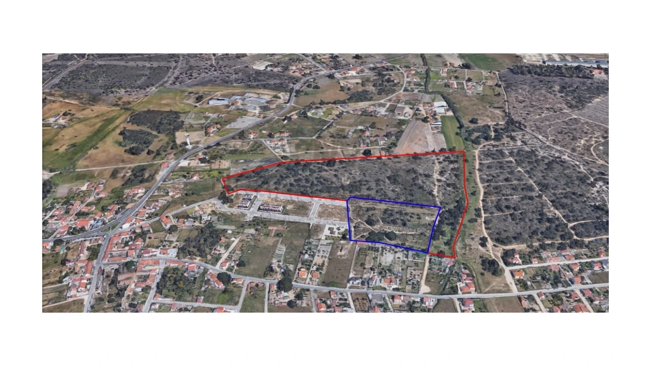 Terreno para Venda em Alhos Vedros Foto 2