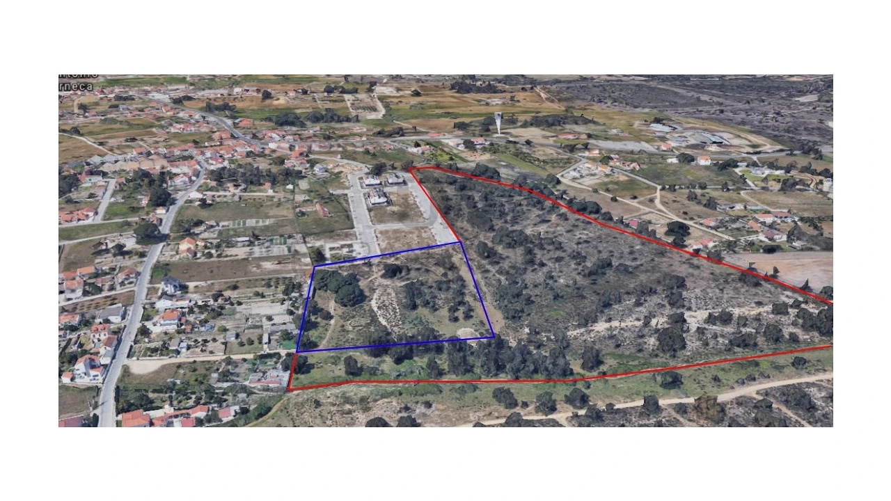 Terreno para Venda em Alhos Vedros Foto 1