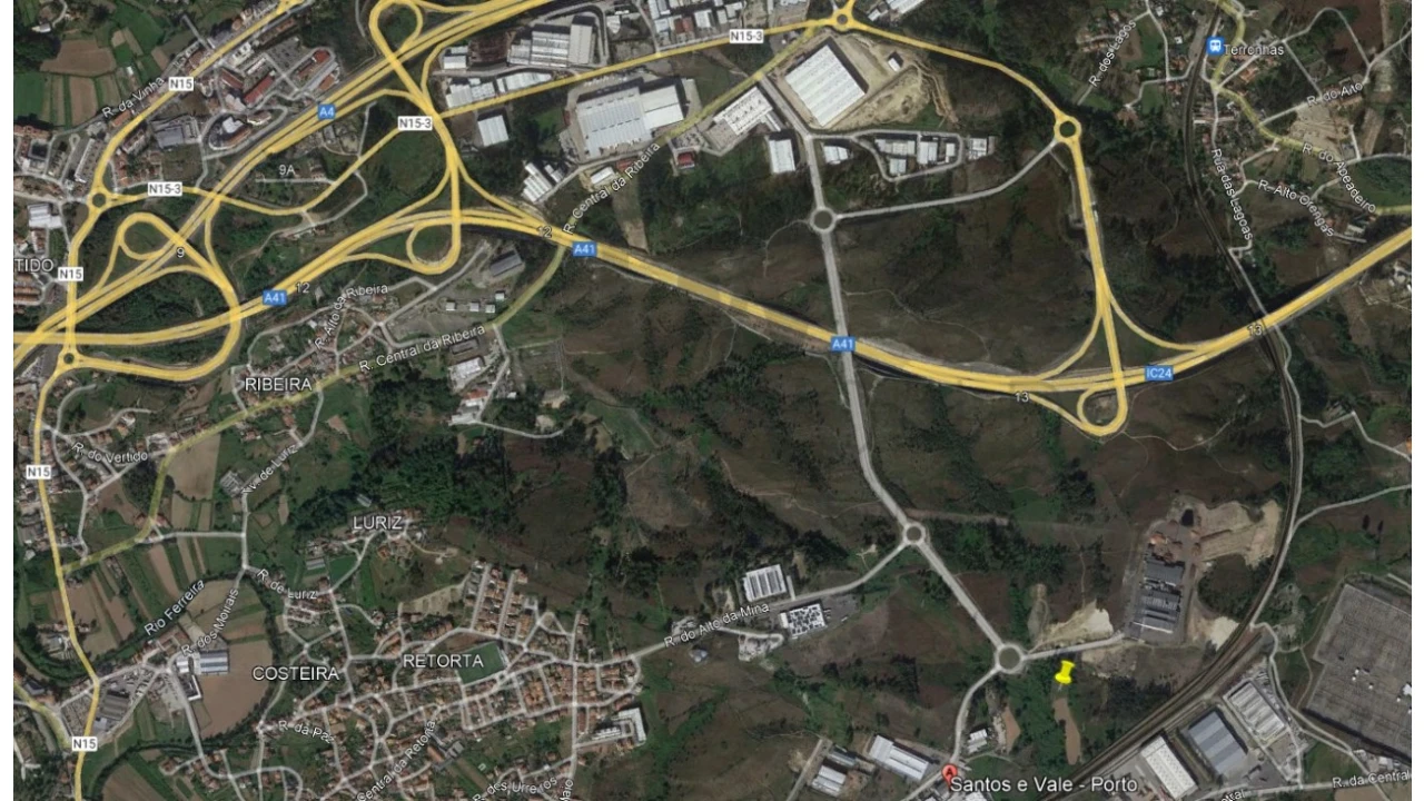 Terreno Comércio / Armazém para Venda em Valongo Foto 7