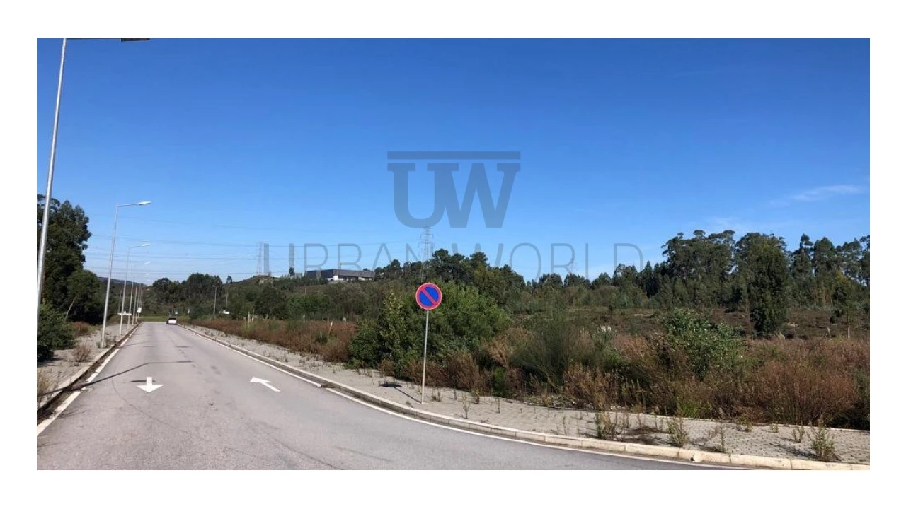 Terreno Comércio / Armazém para Venda em Valongo Foto 5