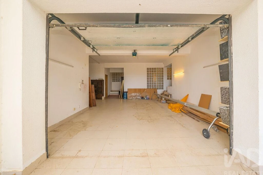 Moradia T14 para Venda em Quinta do Anjo Foto 24