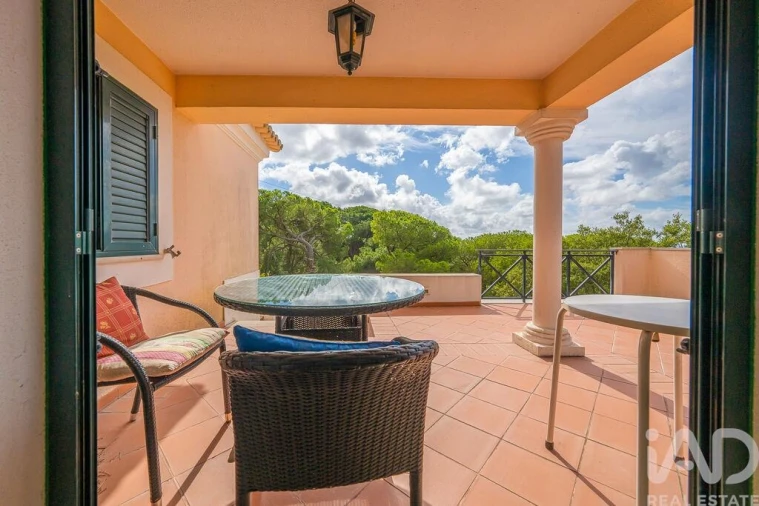 Moradia T14 para Venda em Quinta do Anjo Foto 6