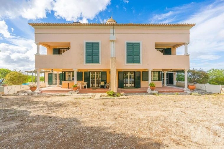 Moradia T14 para Venda em Quinta do Anjo Foto 25