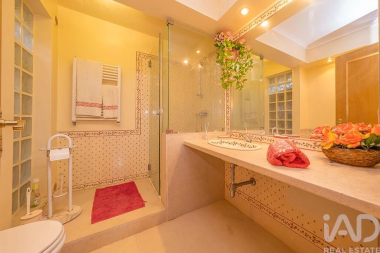 Moradia T14 para Venda em Quinta do Anjo Foto 12