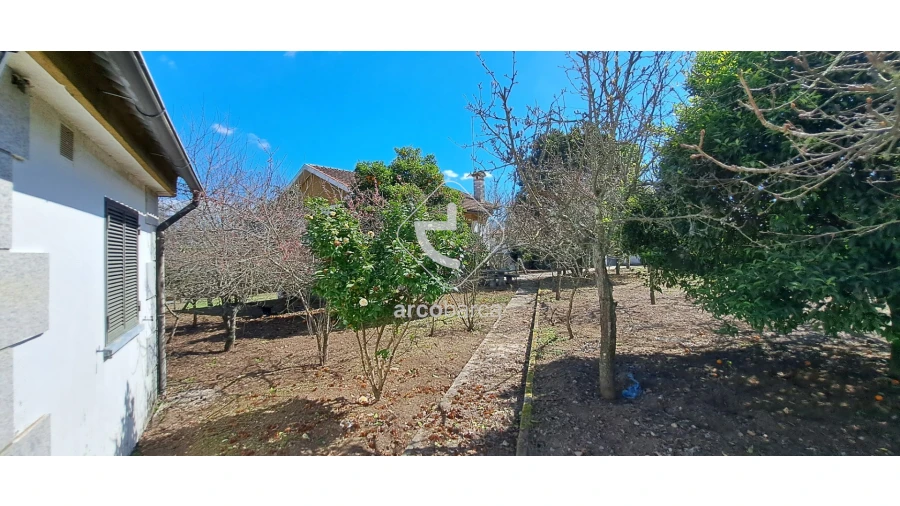 Moradia T3 para Venda em Aguiã Foto 5