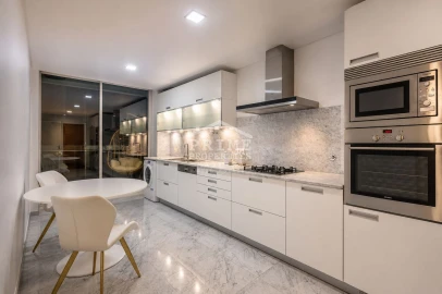 Apartamento T2 para Venda em Funchal (Se)